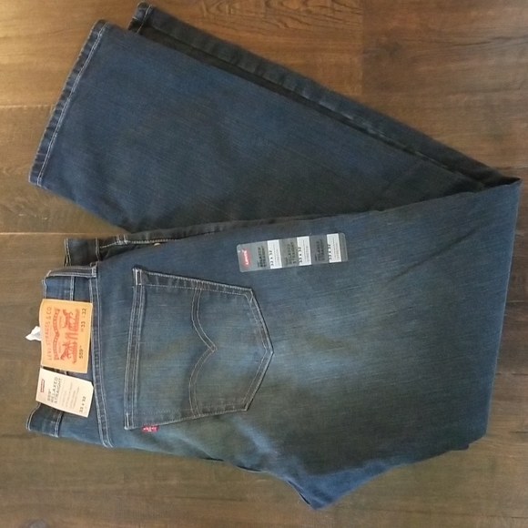 Levi's Other - Levi's 559 Relaxed